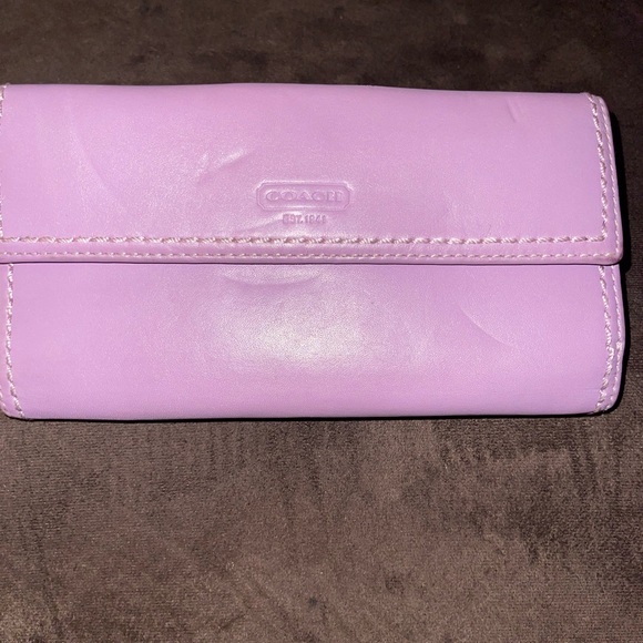 Coach - Picture 5 of 12